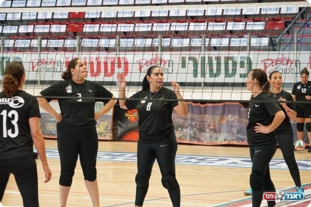 שירלי בן גוזי (אורי אלפי)